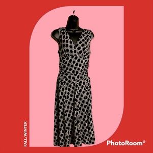 White and black circle  60s inspired dress